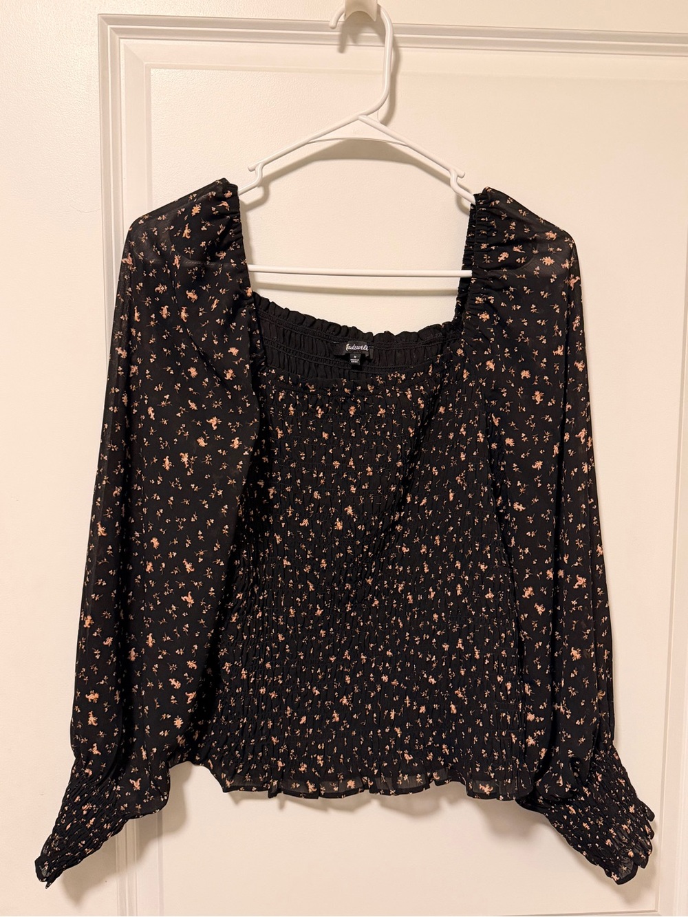 Madewell Smocked Black Floral Long-Sleeve Women's Top